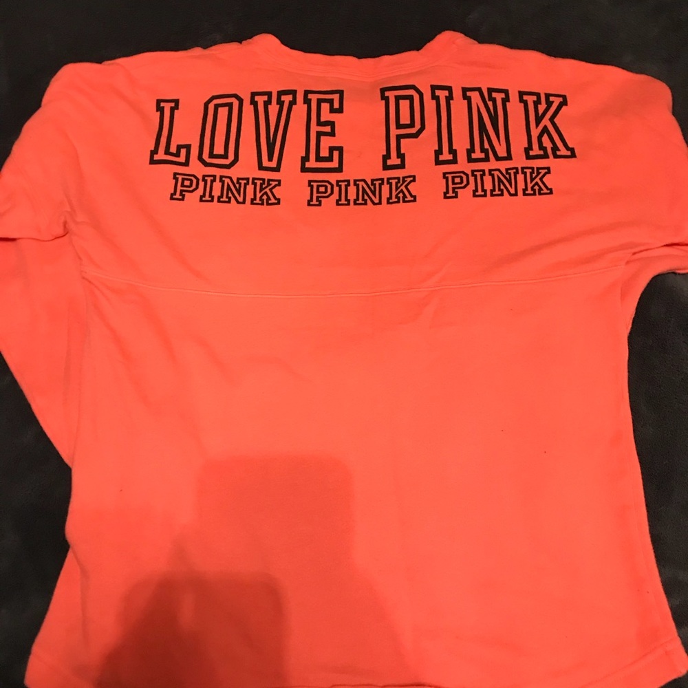 VS Pink varsity crew
